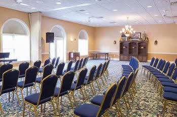 Conference Center Hotel At Valley Forge Oaks ภายนอก รูปภาพ